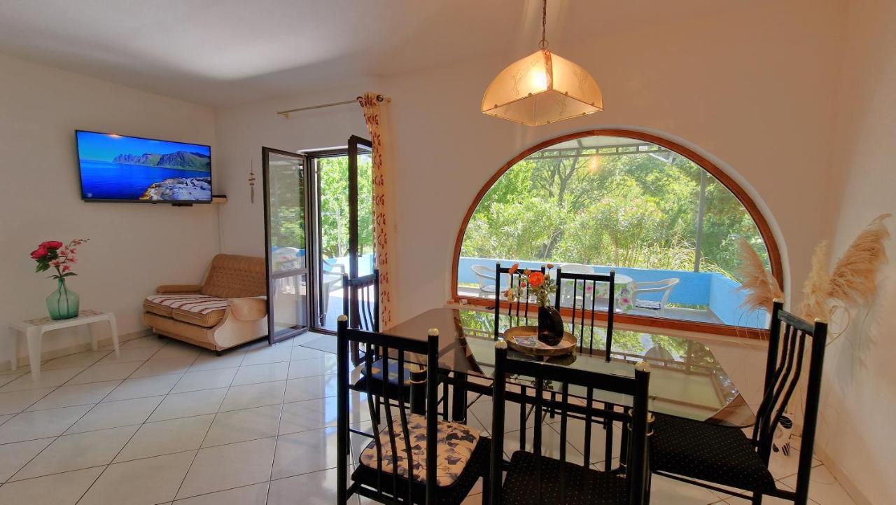 Swim And Climb Baska House - Island Krk Holiday home Draga Bascanska